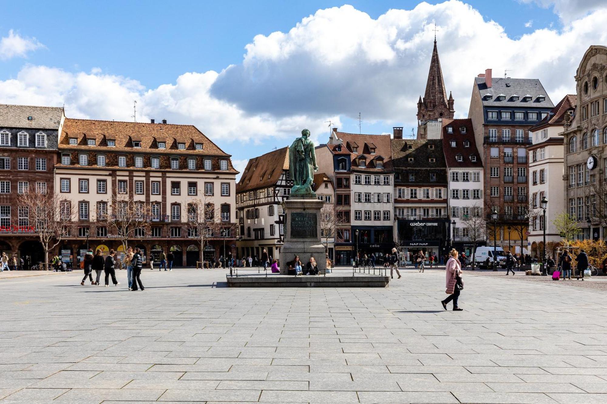 Logement Au Centre De Straßburg Exterior foto